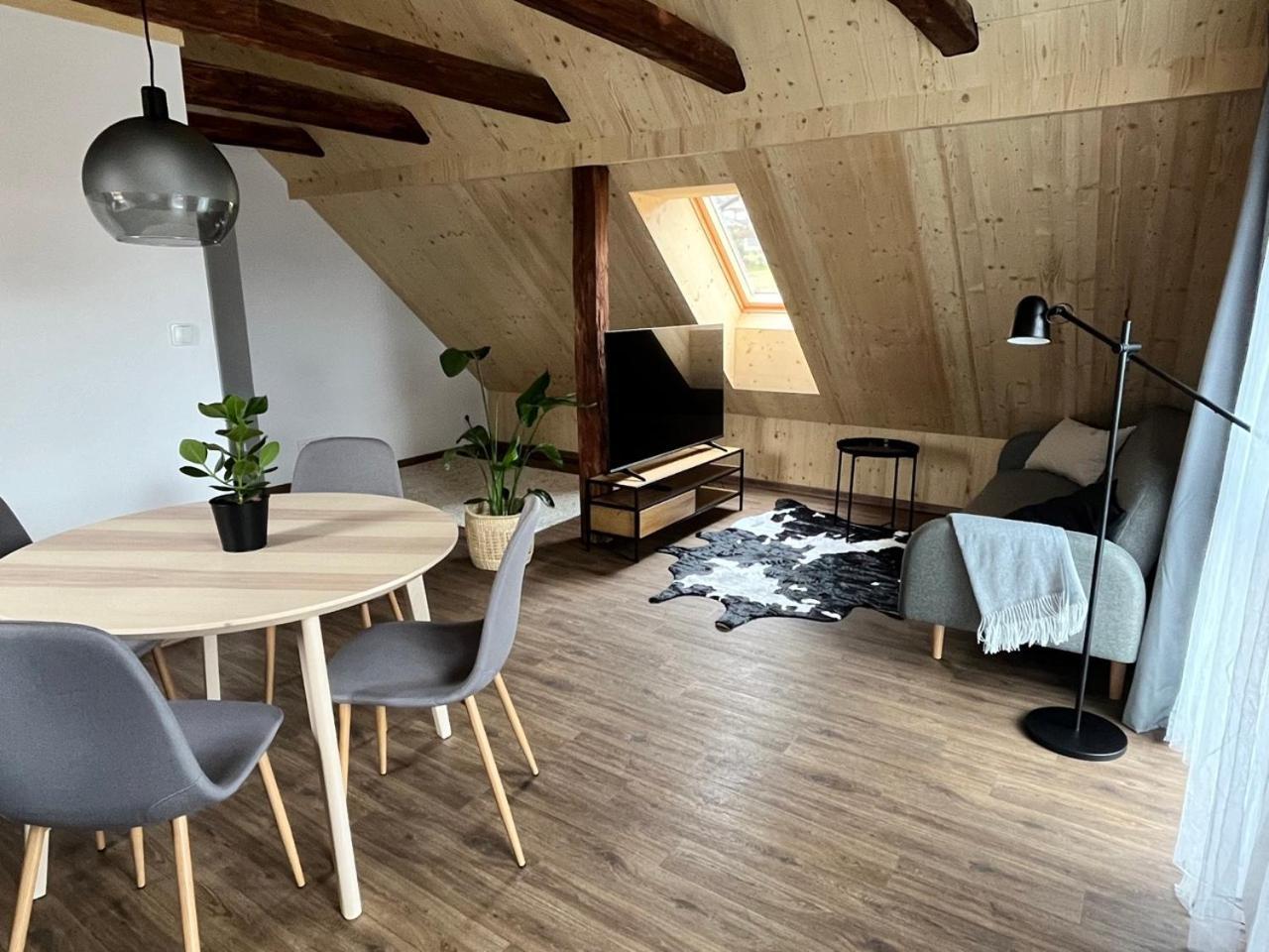 Sanky Apartmany 리베레츠 외부 사진